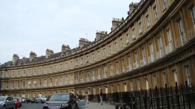 The curved Georgian terrace of The Circus in Bath