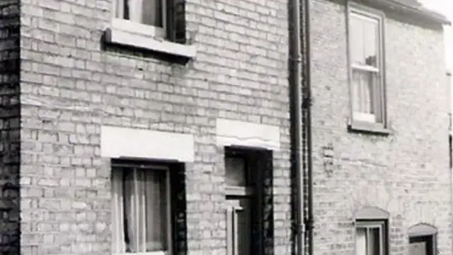 Terraced housing on Wellington Street in Cambridge