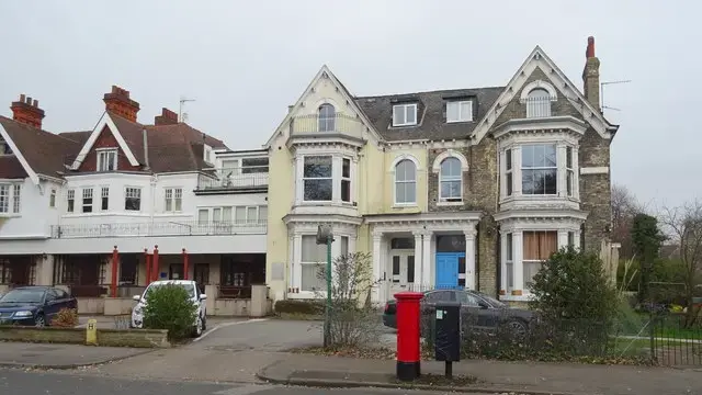 Large houses facing Pearson Park in Hull